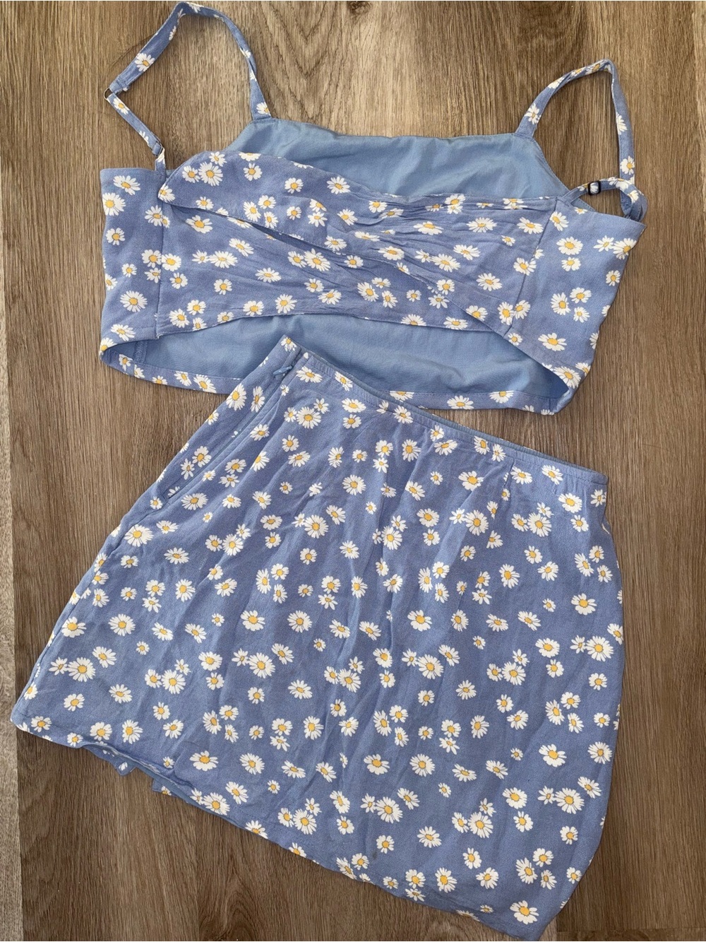 Hollister Blue Daisy Print Two-Piece Set - Picture 2 of 5